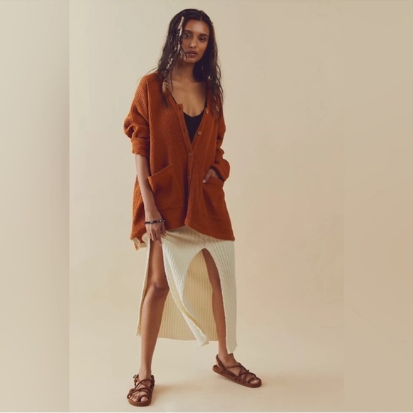 Free People Waffle Knit Oversized Button Front Cardi Tunic Copper - Picture 6 of 13